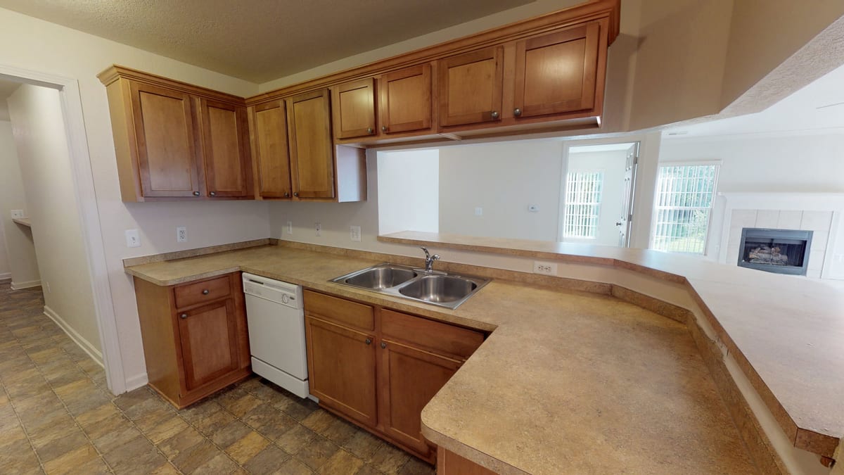 Photos and Video of Aberdeen of Brighton Apartments in Brighton, MI